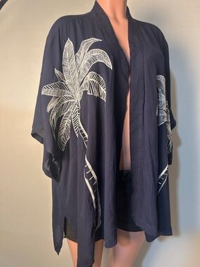 CHICOS Kimono Cardigan Open Front Embroidered Gauze Lightweight Size S/M